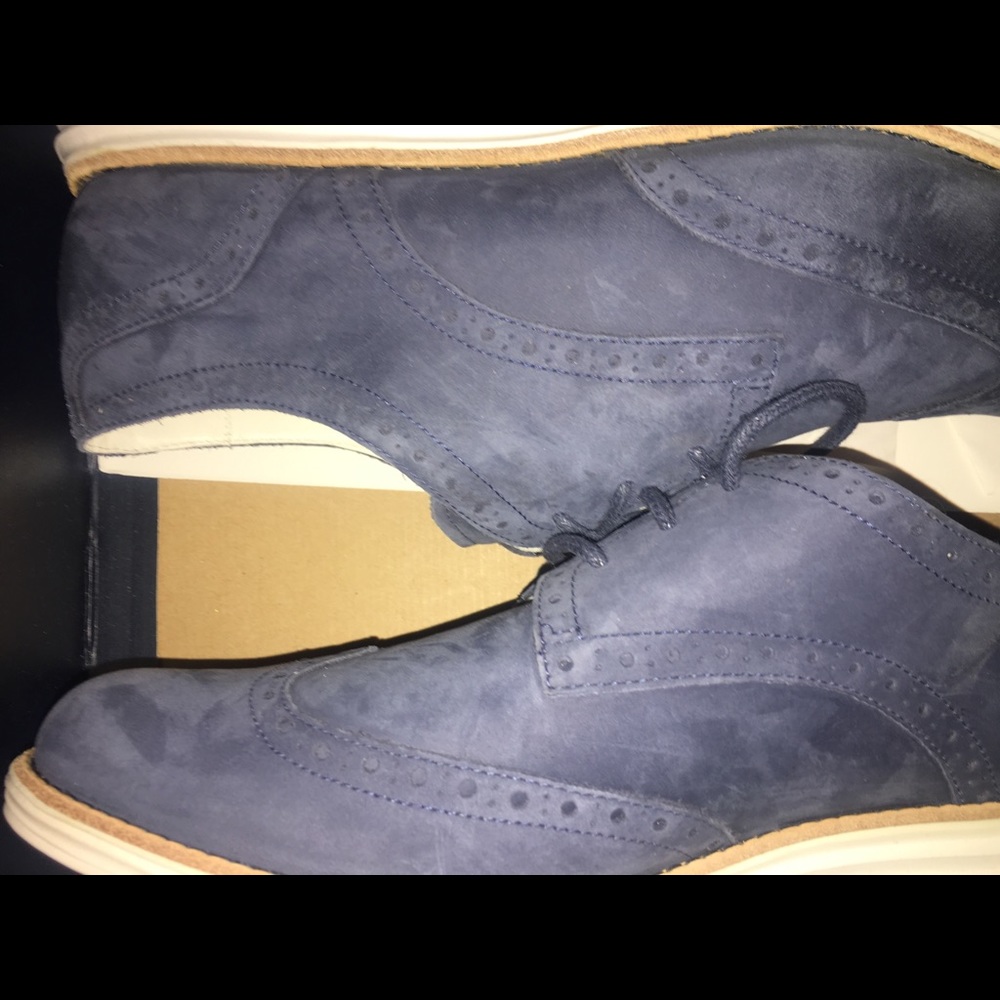 Cole Haan Lunargrand Oxford sneaker in size 10